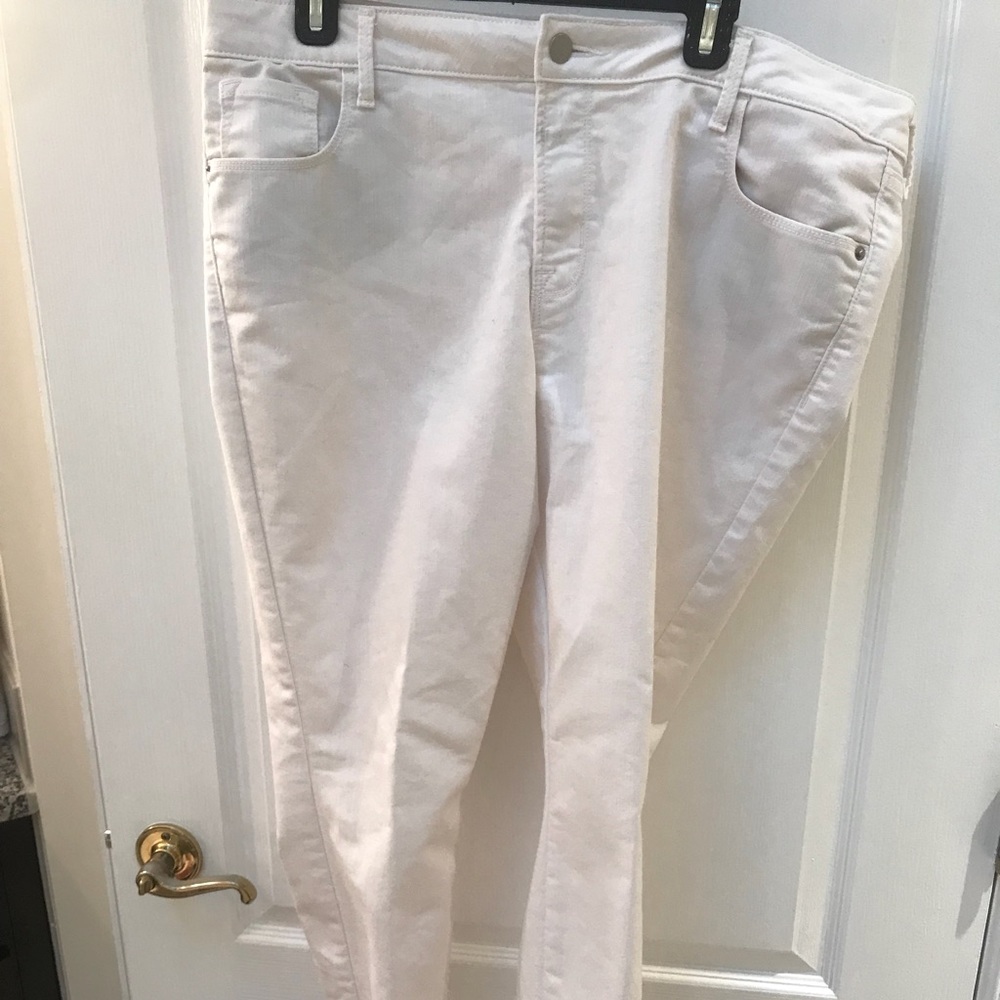 White Skinny Jeans